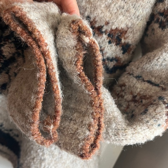 Anthropologie x Pilcro Long-Sleeve Mock-Neck Bird Sweater Size Small NWT - Picture 9 of 14